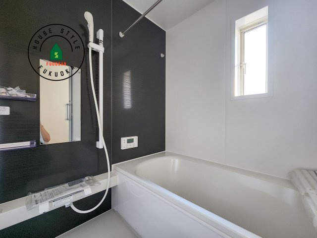 糟屋郡篠栗町田中1丁目第1-4棟（2号棟）の浴室|浴室は一日の疲れを癒す場所だから、家族みんながゆったりできる快適設計。追い炊き機能付きオートバス。安定した温度で、いつでも快適に入浴できます。