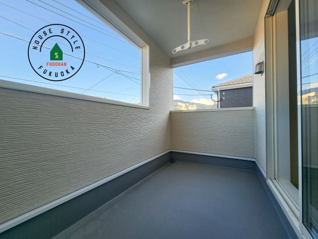 糟屋郡篠栗町田中1丁目第1-4棟（2号棟）のバルコニー|バルコニーに自分のこだわりをもたせる。120％自由自在のバルコニー。もちろんお洗濯物を干す、ゴミを一時保管するなどもおまかせください。バルコニーを多目的スペースとして考えてみましょう。