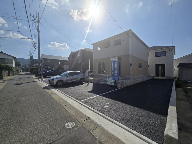 糟屋郡篠栗町田中1丁目第1-4棟（3号棟）の前面道路含む現地写真|見学の時間などお気軽にお問い合わせ下さい。