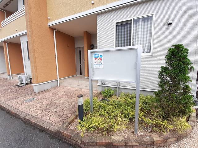 ミル　アージュＣのエントランス