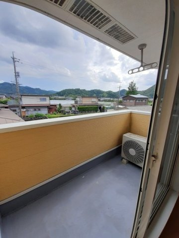ミル　アージュＣのバルコニー