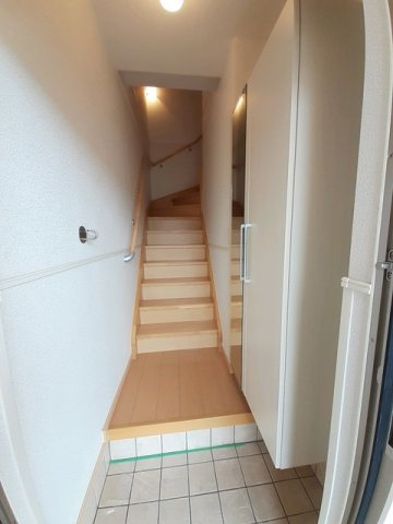 ミル　アージュＣの玄関