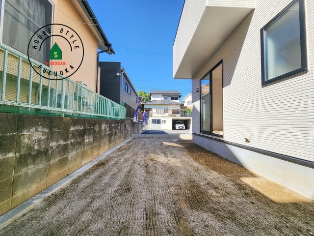 福岡市西区今宿町第2-2棟(2号棟)の庭|お庭で自由な時間を過ごせます。