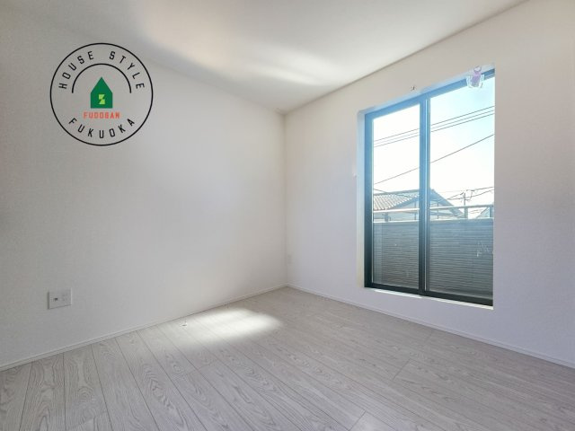 糟屋郡宇美町障子岳3丁目第1-4棟(1号棟)の内観：施工例|主寝室には収納力に優れたクローゼットがありますので、お部屋もすっきり片付きます。