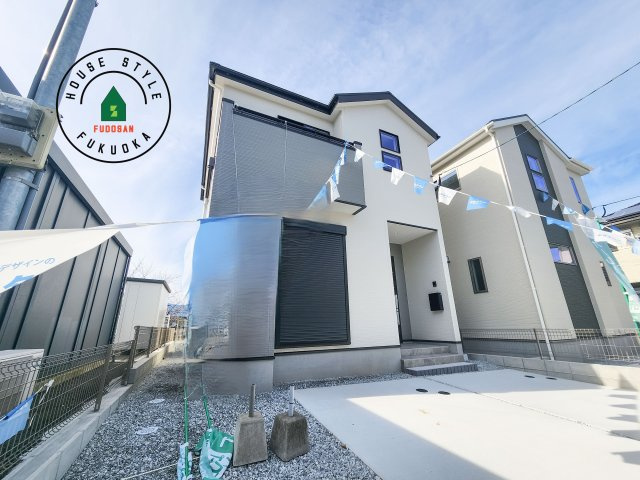 春日市白水ヶ丘2丁目第2-2棟（1号棟）の外観|デザイン性のある外観です。