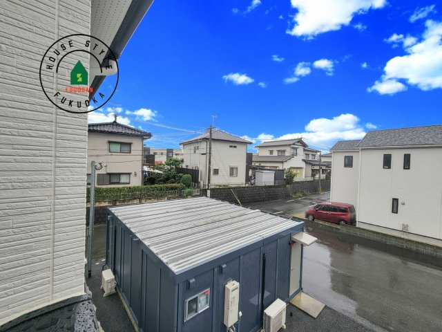 春日市白水ヶ丘2丁目第2-2棟（1号棟）の展望|窓から緑が見える物件も魅力的です。