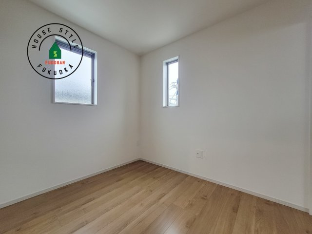 春日市白水ヶ丘2丁目第2-2棟（2号棟）の子供部屋|穏やかな光が差し込む室内には、穏やかな時間が流れます。