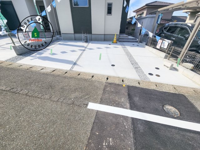 春日市白水ヶ丘2丁目第2-2棟（2号棟）の駐車場|駐車場になります。