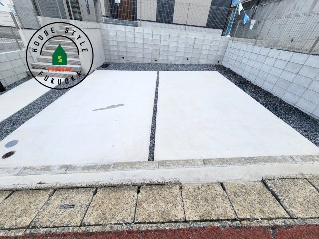 福岡市南区柏原1丁目第12-2棟（2号棟）の駐車場|駐車場になります。