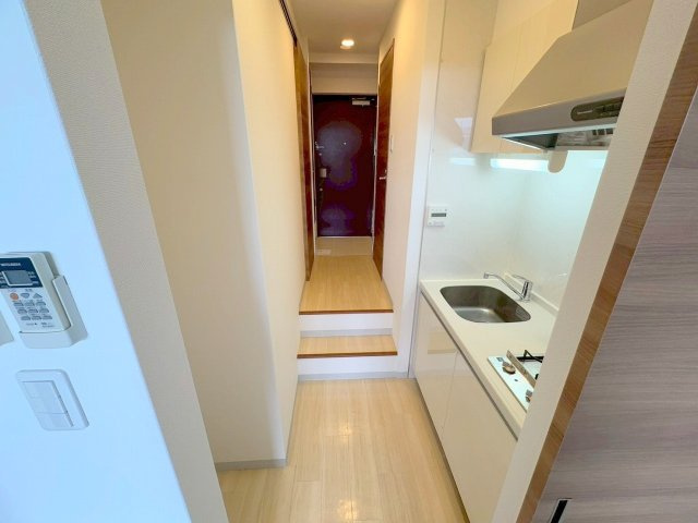 W.O.B.MIKUNIの玄関