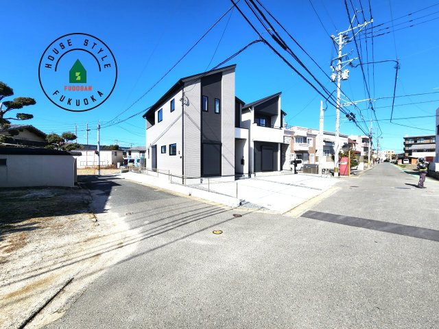 福岡市南区曰佐5丁目第2-4棟（1号棟）の前面道路含む現地写真|見学の時間などお気軽にお問い合わせ下さい。