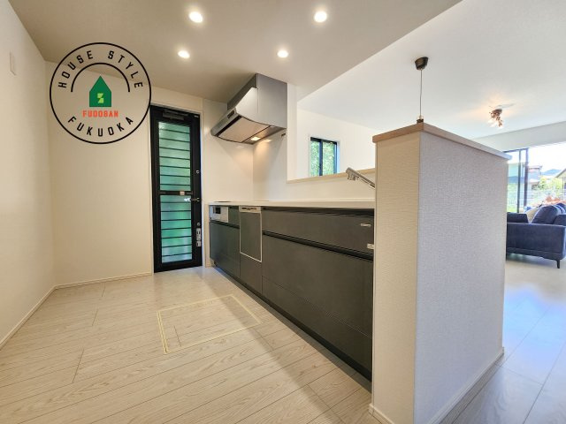 糟屋郡志免町大字吉原第3-1棟（1号棟）のキッチン|キッチン。グリル・食器洗い乾燥機・浄水器も完備。