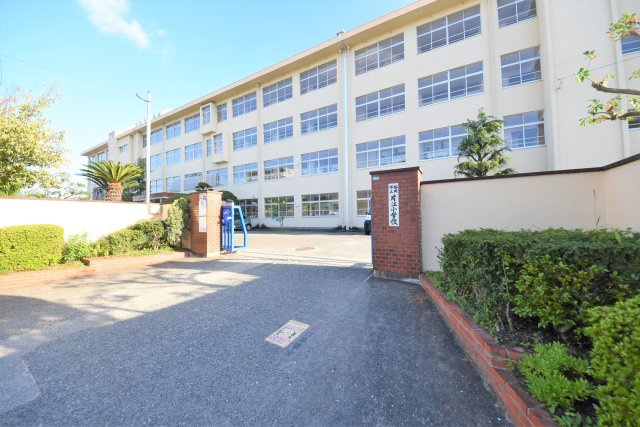 福岡市城南区西片江2丁目第1-2棟（1号棟）の周辺|片江小学校