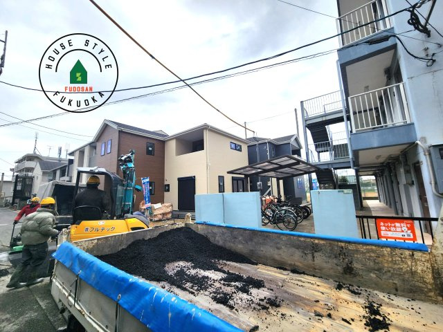 福岡市城南区西片江2丁目第1-2棟（1号棟）の前面道路含む現地写真|見学の時間などお気軽にお問い合わせ下さい。