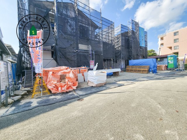 糟屋郡宇美町障子岳南2丁目第2-2棟（1号棟）の前面道路含む現地写真|見学の時間などお気軽にお問い合わせ下さい。