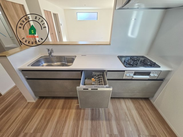 大野城市南ヶ丘6丁目第3-4棟（3号棟）の設備|ビルトインタイプで、キッチンと同じカラーにすることにより一体感を持たせることができます。乾燥機能が備わっているため家事の時間が短縮できます。