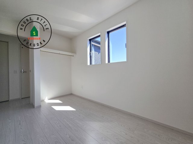 大野城市南ヶ丘6丁目第3-4棟（4号棟）の子供部屋|柔らかい陽光が差し込む明るいお部屋を演出する設計。彩光の取れる窓が気持ちの良いお部屋を創り上げます。