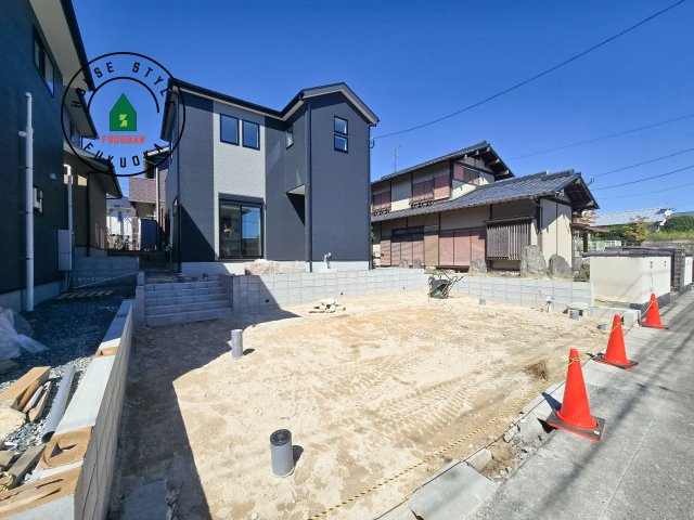 大野城市南ヶ丘6丁目第3-4棟（4号棟）の前面道路含む現地写真|見学の時間などお気軽にお問い合わせ下さい。