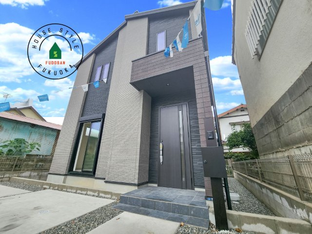 福岡市南区皿山1丁目第5-1棟（1号棟）の玄関|おでかけの時も帰った時も、「我が家」を最初に感じでもらえる素敵な空間に。