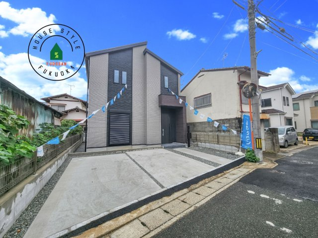 福岡市南区皿山1丁目第5-1棟（1号棟）の前面道路含む現地写真|見学の時間などお気軽にお問い合わせ下さい。