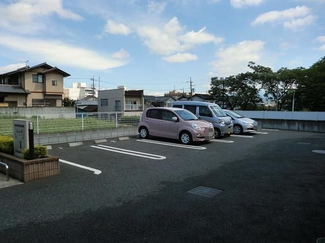 グランデ楓Ａの駐車場