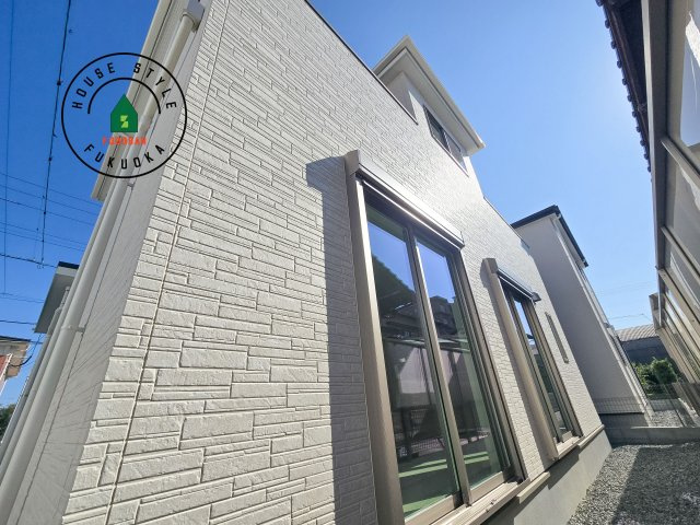 古賀市天神4丁目第2-2棟(2号棟）の外観|デザイン性のある外観です。