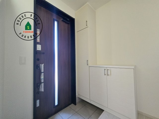 古賀市天神4丁目第2-2棟(2号棟）の防犯設備|二重ロックでしっかり防犯対策ができます。