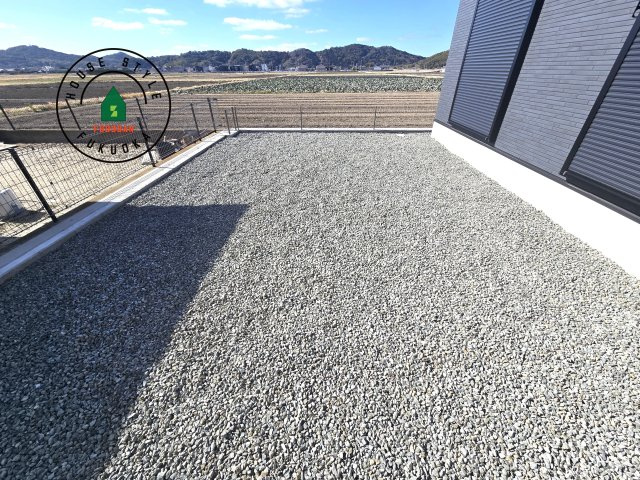 福津市津屋崎8丁目第1-3棟(2号棟）の庭|お庭で自由な時間を過ごせます。