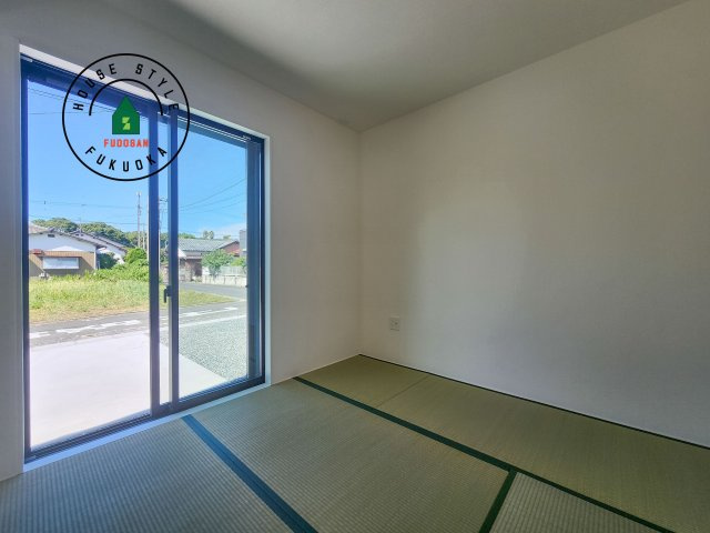福津市津屋崎1丁目第4-2棟（1号棟）の和室|柔らかい畳が心地よい和室