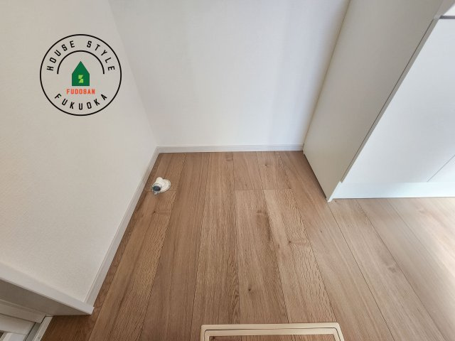 糸島市加布里4丁目第4-1棟(1号棟)のランドリースペース|ランドリースペースとなります。広々して有効的にご使用できます。 