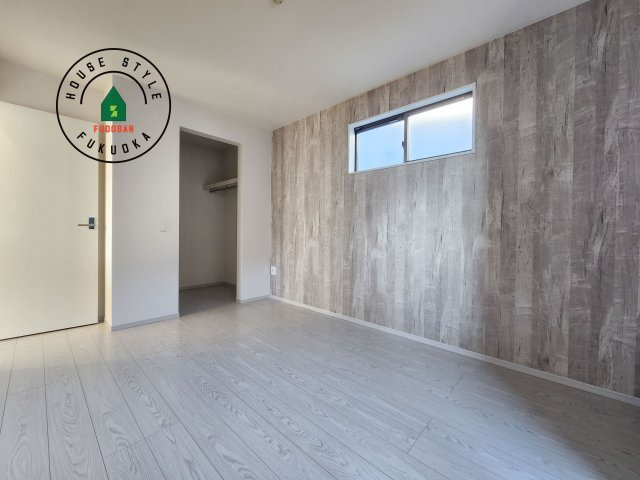 福岡市早良区干隈5丁目第1-3棟（3号棟）の内観：施工例|主寝室には収納力に優れたクローゼットがありますので、お部屋もすっきり片付きます。