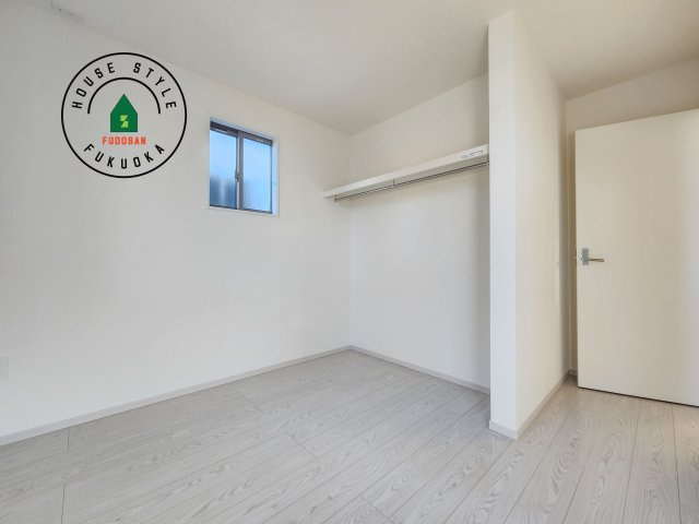 福岡市早良区干隈5丁目第1-3棟（3号棟）の内観：施工例|柔らかい陽光が差し込む明るいお部屋を演出する設計。彩光の取れる窓が気持ちの良いお部屋を創り上げます。