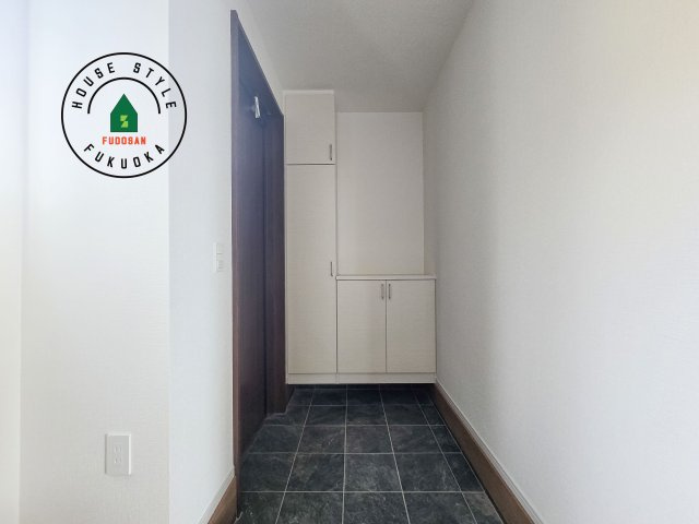 福岡市早良区有田5丁目第1-3棟(1号棟)の防犯設備|二重ロックでしっかり防犯対策ができます。