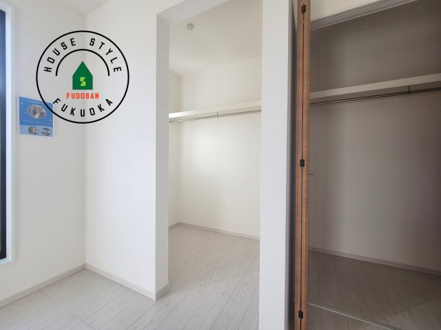 福岡市南区大平寺2丁目第4-3棟（3号棟）の収納|洋服や大きな荷物が多い方や人数の多いご家族などは、一般的なクローゼットよりもウォークインクローゼットのほうが使い勝手が良いです。