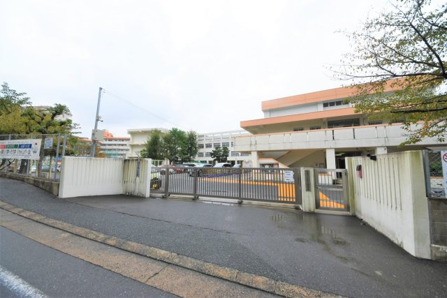 福岡市南区寺塚1丁目第1-3棟（1号棟）の周辺|大池小学校