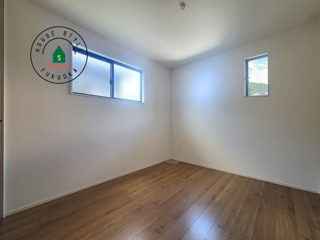 福岡市南区寺塚1丁目第1-3棟（2号棟）の内観：施工例|柔らかい畳が心地よい和室