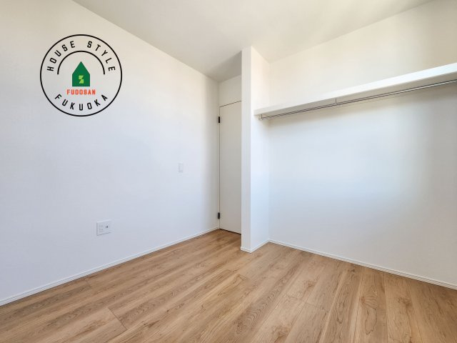 福岡市西区野方3丁目第5-2棟(1号棟)の和室|柔らかい畳が心地よい和室