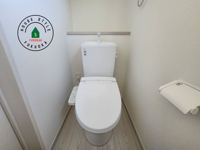 福岡市東区美和台4丁目第2-2棟（2号棟）のトイレ|温水洗浄便座を完備しております。2ヶ所にトイレがあるのは朝の慌ただしい時間も安心です。