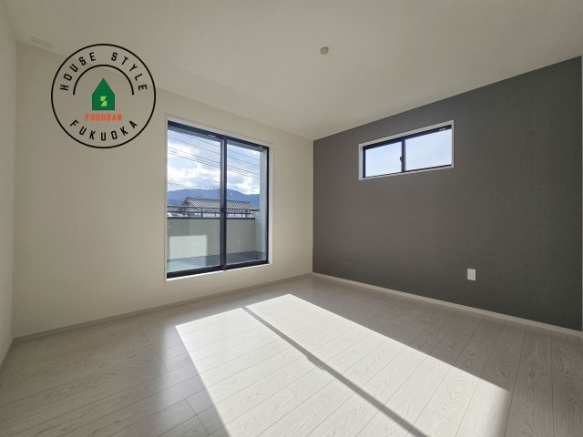 福岡市南区皿山4丁目第3-2棟（1号棟）の内観：施工例|主寝室には収納力に優れたクローゼットがありますので、お部屋もすっきり片付きます。