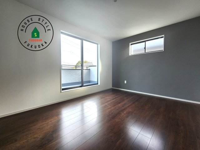 福岡市城南区堤1丁目第3-2棟（2号棟）の内観：施工例|主寝室には収納力に優れたクローゼットがありますので、お部屋もすっきり片付きます。