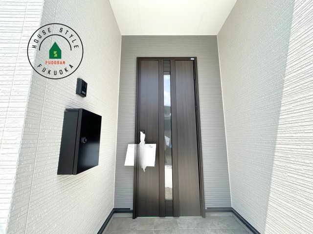 糸島市前原中央3丁目第1-3棟（1号棟）の外観：施工例|おでかけの時も帰った時も、「我が家」を最初に感じでもらえる素敵な空間に。