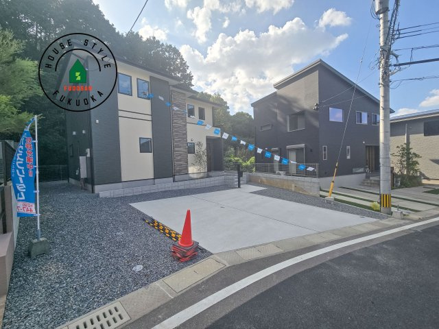 糟屋郡篠栗町中央6丁目第3-1棟（1号棟）の前面道路含む現地写真|見学の時間などお気軽にお問い合わせ下さい。