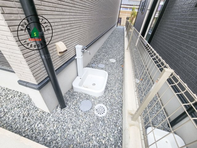 春日市弥生7丁目第1-3棟(2号棟)の庭|お庭で自由な時間を過ごせます。