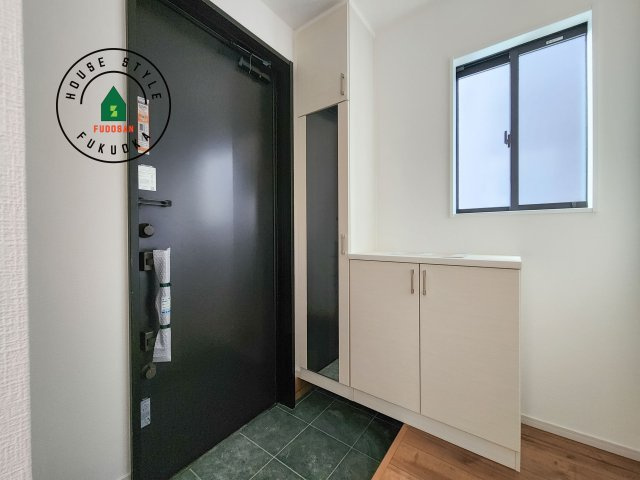 春日市弥生7丁目第1-3棟(2号棟)の防犯設備|二重ロックでしっかり防犯対策ができます。