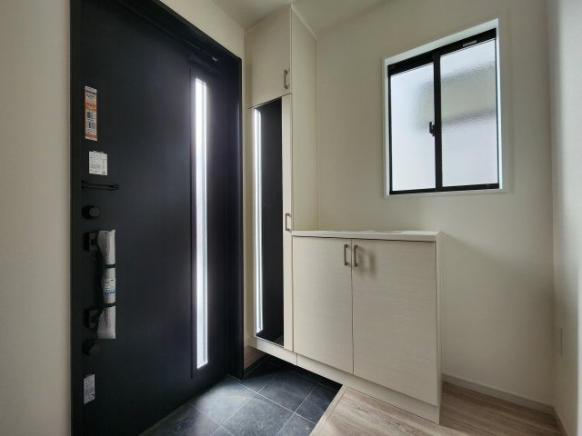 春日市弥生7丁目第1-3棟(3号棟)の防犯設備|二重ロックでしっかり防犯対策ができます。