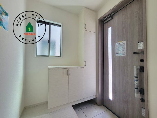 春日市松ヶ丘3丁目第1-2棟(1号棟)の防犯設備|二重ロックでしっかり防犯対策ができます。