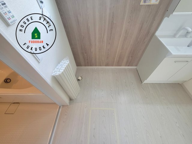 春日市松ヶ丘3丁目第1-2棟(1号棟)のランドリースペース|ランドリースペースとなります。広々して有効的にご使用できます。 