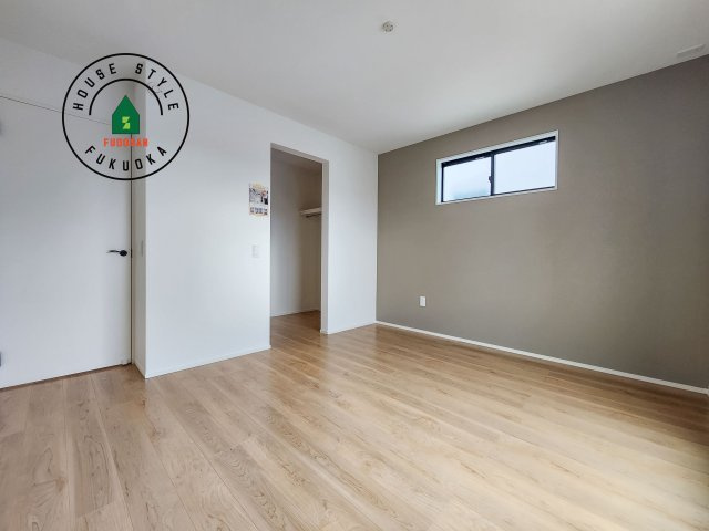 太宰府市通古賀5丁目第3-6棟(2号棟)の内観：施工例|主寝室には収納力に優れたクローゼットがありますので、お部屋もすっきり片付きます。