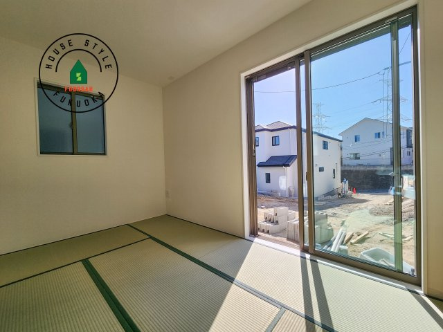 福岡市城南区友丘6丁目第3-4棟（2号棟）の和室|柔らかい畳が心地よい和室