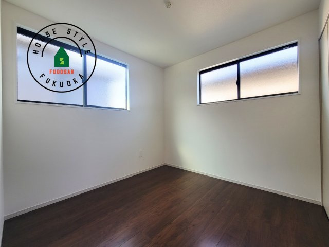 太宰府市都府楼南5丁目第1-3棟（3号棟）の子供部屋|穏やかな光が差し込む室内には、穏やかな時間が流れます。